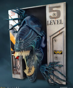 Aliens: Alien Queen Life-Size Wall Sculpture Exclusive Edition - Hollywood Collectibles Group