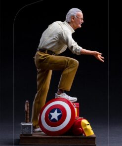 Stan Lee Deluxe Art Scale 1/10 By Iron Studios - Image 4