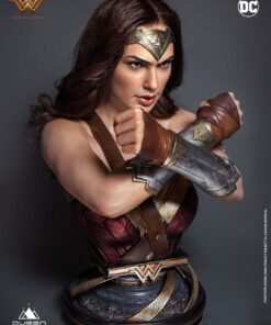 Alternative view of Wonder Woman 1:1 Lifesize Bust by Queen Studios