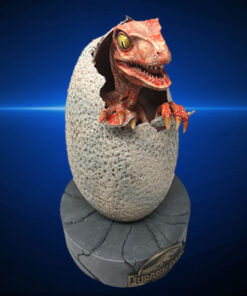 Alternative view of Jurassic Park Raptor Hatchling 1/1 Scale Replica