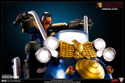 Judge Dredd on Lawmaster Diorama by PCS - Image 2