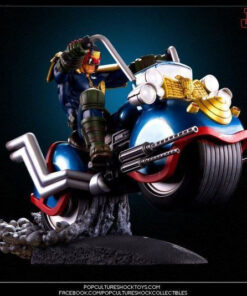 Judge Dredd on Lawmaster Diorama by PCS - Image 3
