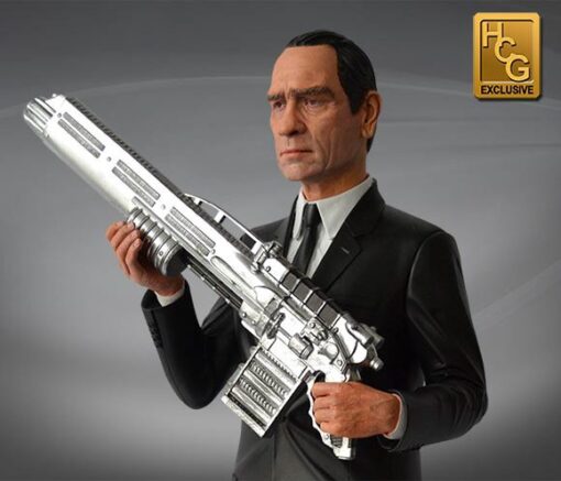 HCG Exclusive Men In Black Diorama Set - Image 8