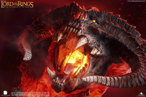 Warner Bros, 𝗕𝗔𝗟𝗥𝗢𝗚 𝗕𝗨𝗦𝗧 Cinta Edition “LORD OF THE RING” BY QUEEN STUDIOS COLLECTIBLES - Image 6