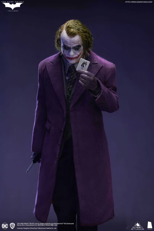 Joker (Heath Ledger) 1:6 Collectible Action Figure  - Premium (2 figures) - Image 28