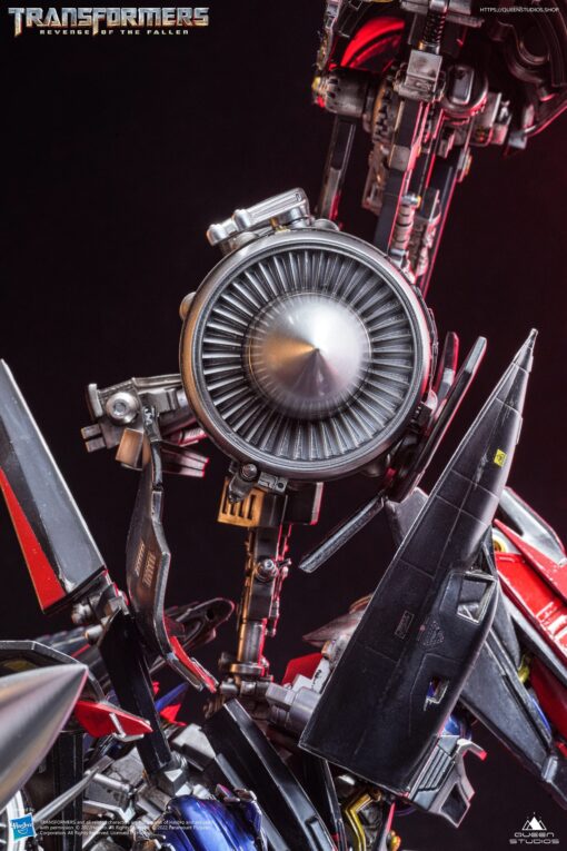 JETPOWER OPTIMUS PRIME VS MEGATRON STATUE BY QUEEN STUDIOS (Displayed in Store) - Image 9