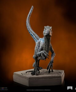 VELOCIRAPTOR BLUE JURASSIC WORLD - IRON STUDIOS - Image 5