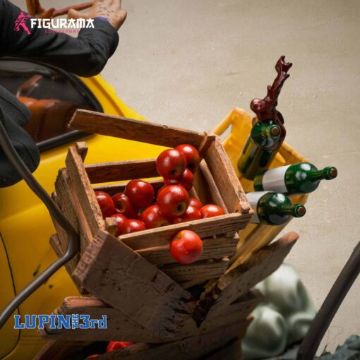 LUPIN THE 3RD - LUPIN, JIGEN, & FUJIKO ELITE DIORAMA STATUE BY FIGURAMA COLLECTORS - Displayed piece - Image 16