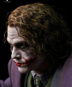 QUEEN STUDIOS The Dark Knight Joker 1:4 Scale Statue - Regular Version - Image 12