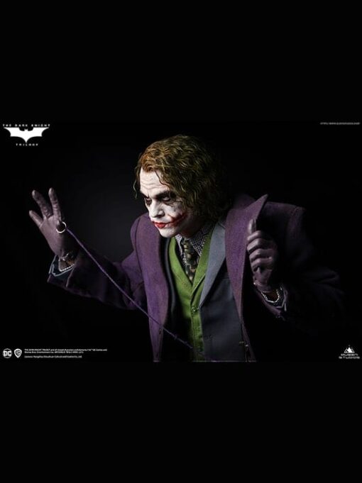 QUEEN STUDIOS The Dark Knight Joker 1:4 Scale Statue - Regular Version - Image 16