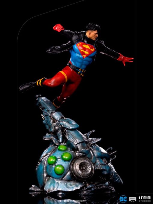 SUPERBOY1:10 Scale Statue by Iron Studios - Image 6
