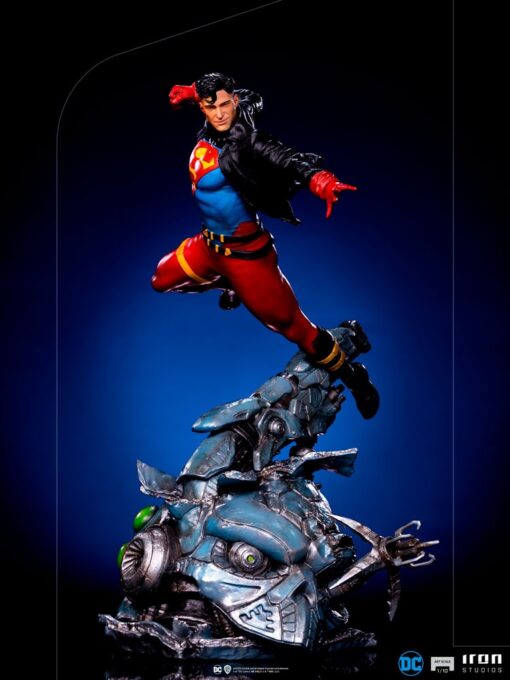 SUPERBOY1:10 Scale Statue by Iron Studios - Image 2