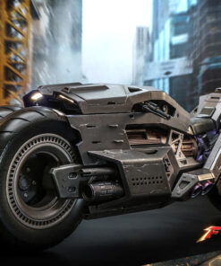 Batman and Batcycle Sixth Scale Figure Set By Hot Toys - Image 8