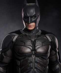 Queen Studios - Christian Bale 1/1 Bust + TDK Batman 1/1 Statue + Batman Armory (with interchangeable head sculpts) Ultimate Edition - Image 27