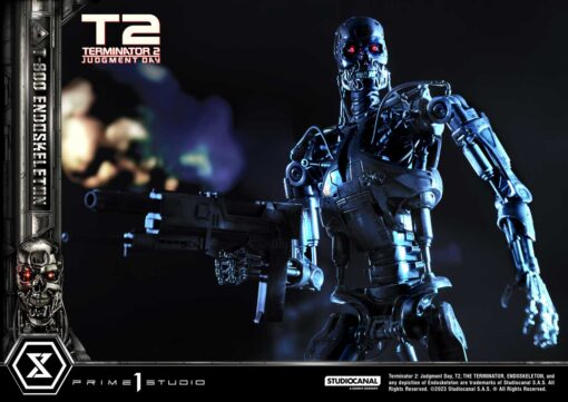 Terminator 2: Judgment Day  T-800 Endoskeleton DX Bonus Version By Prime1Studio - Image 18