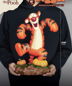 Alternative view of Winnie the Pooh Master Craft Tigger - Beast Kingdom