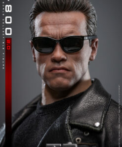 Alternative view of T-800 (2.0) Sixth Scale Figure - Hot Toys