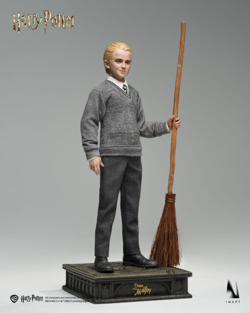 INART - Harry Potter and the Philosopher’s Stone Deluxe Version - Draco Malfoy 1/6 Collectible Figure - Image 17