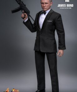 James Bond Sixth Scale Figure by Hot Toys