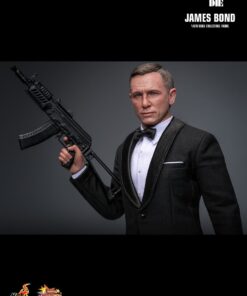 James Bond Sixth Scale Figure by Hot Toys - Image 8