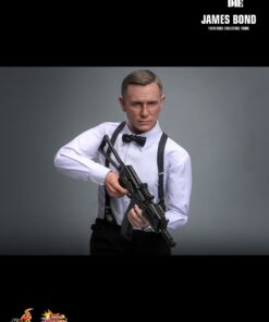 James Bond Sixth Scale Figure by Hot Toys - Image 9