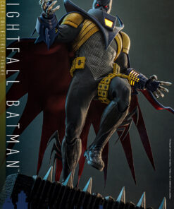 Knightfall Batman™ Sixth Scale Figure - Hot Toys - Image 9