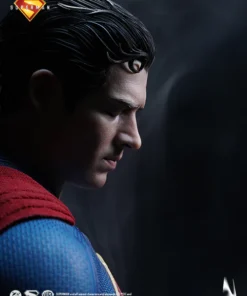INART – Superman (2025) - Superman 1/6 Collectible Figure - Image 10