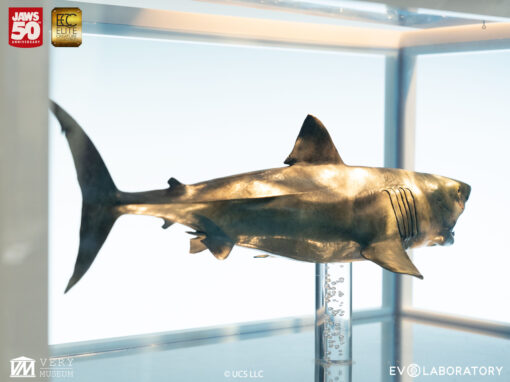 ELITE CREATURE COLLECTIBLES PRESENTS: Jaws Bronze 1/18 Scale Statue - Image 11