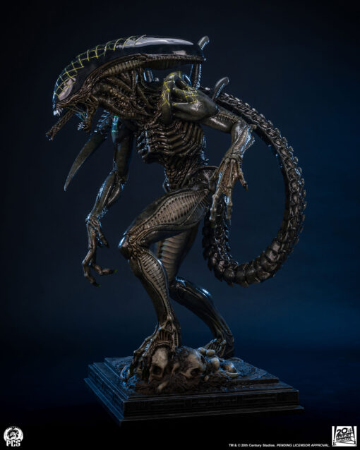 GRID ALIEN 1:2 SCALE STATUE - PCS Collectibles - Image 19