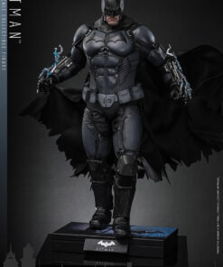 Batman™ Sixth Scale Figure - Hot Toys - Image 9