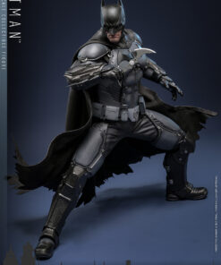 Batman™ Sixth Scale Figure - Hot Toys - Image 10