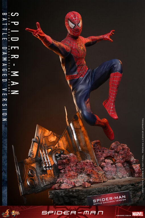 Spider-Man (Battle Damaged Version) Sixth Scale Figure - Hot Toys - Image 7