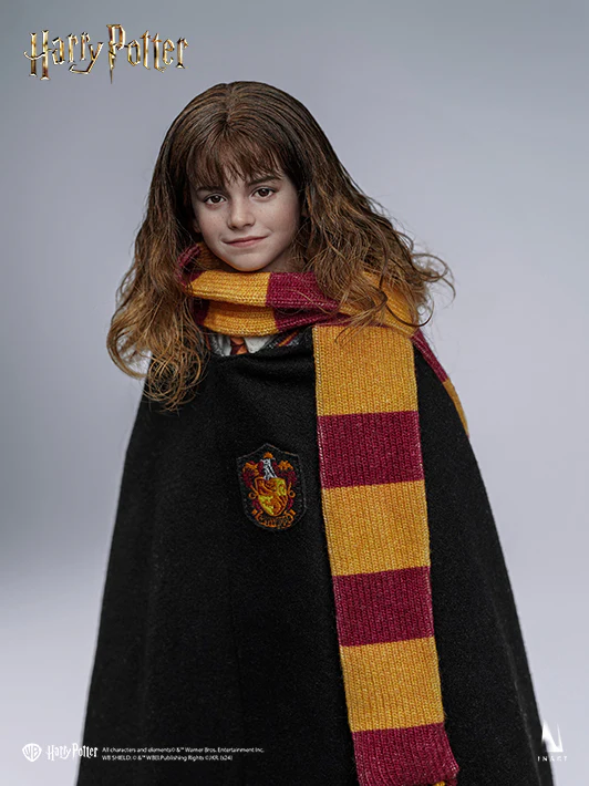 INART Hermione Granger 1/6 Collectible Figure - Image 11
