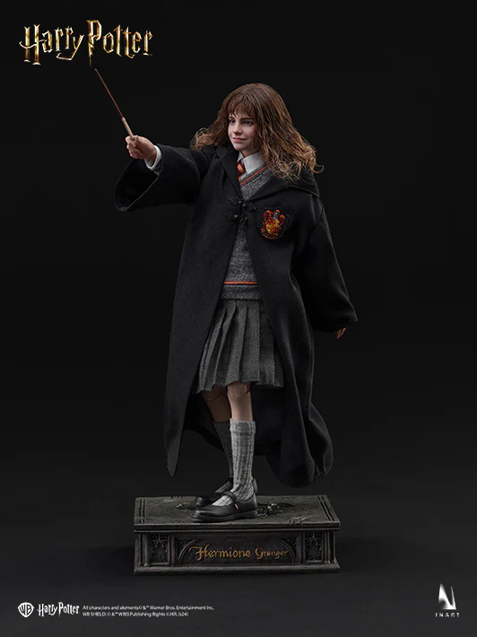 INART Hermione Granger 1/6 Collectible Figure - Image 3