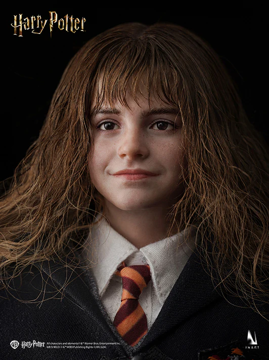 INART Hermione Granger 1/6 Collectible Figure - Image 14
