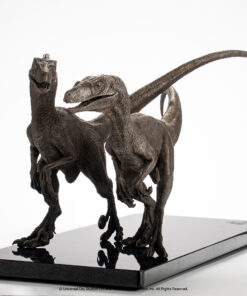 Jurassic Park 3 Pair of Velociraptors – 1/8 Scale Bronze - ECC